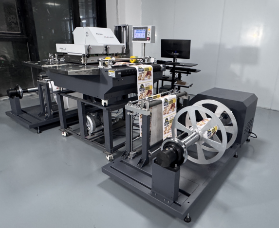 middle large size roll to roll printer. 