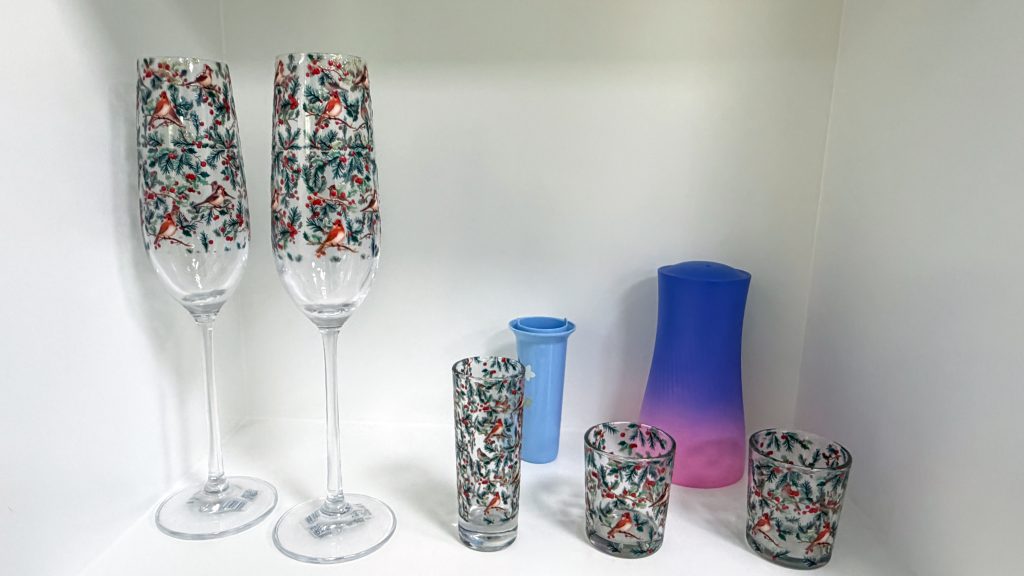  Gradient color print on tapered conical cup, showing HYDRA-360S adaptive printing technology
